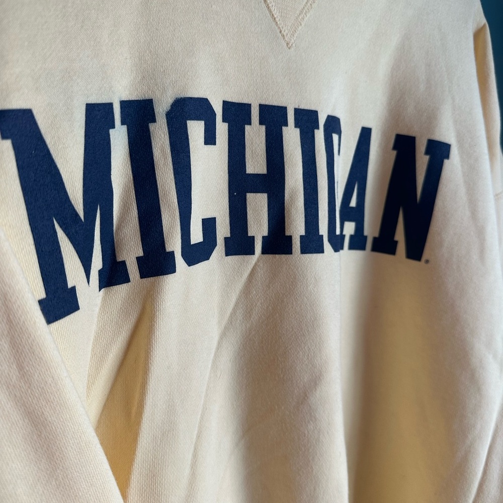 NWT Vintage Michigan Sweatshirt - Picture 2 of 6